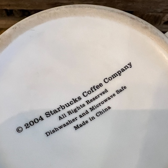 Starbucks 2004 vintage white coffee mug. EUC - Picture 4 of 5